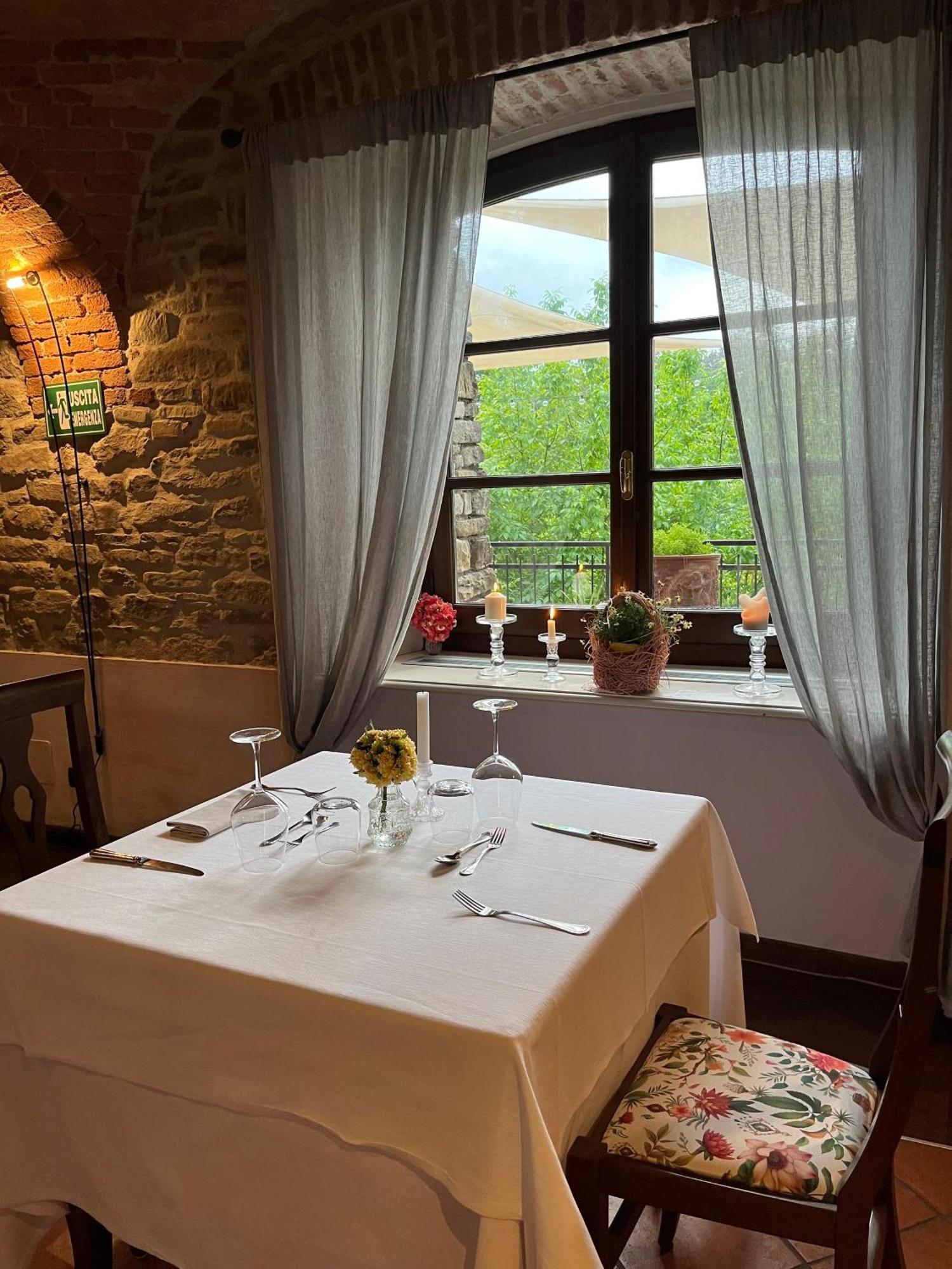 Il Castello Di Bubbio Otel Dış mekan fotoğraf